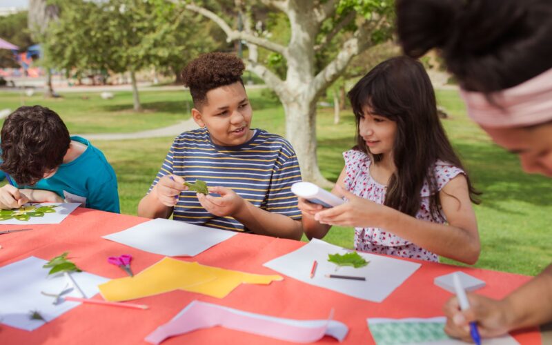 How Tinkerer STEAM Box Develops Critical Thinking in Young Learners