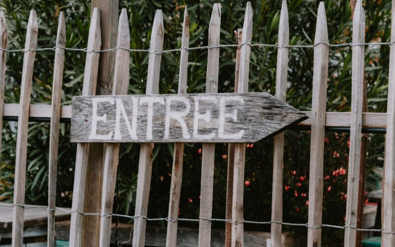 Garden Boundaries That Last Why Quality Fencing Materials Matter for Your Outdoor Space