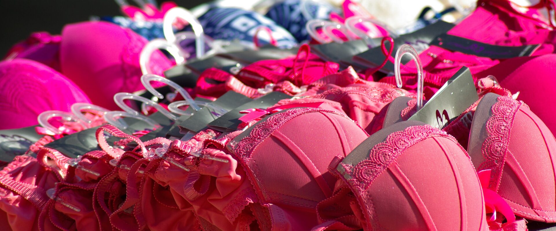 Discover How FAVIBES Combines Trendy Lingerie, Timeless Elegance, and Comfortable Fits for Every Woman