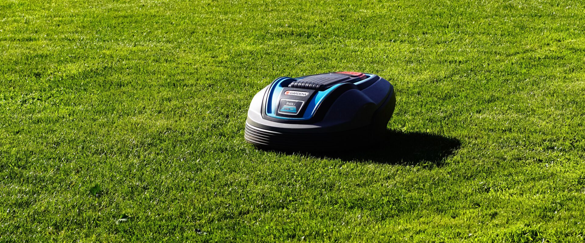 Profi-Lösung für Großgärten Navimow EU kommt auch mit schwierigem Gelände zurecht