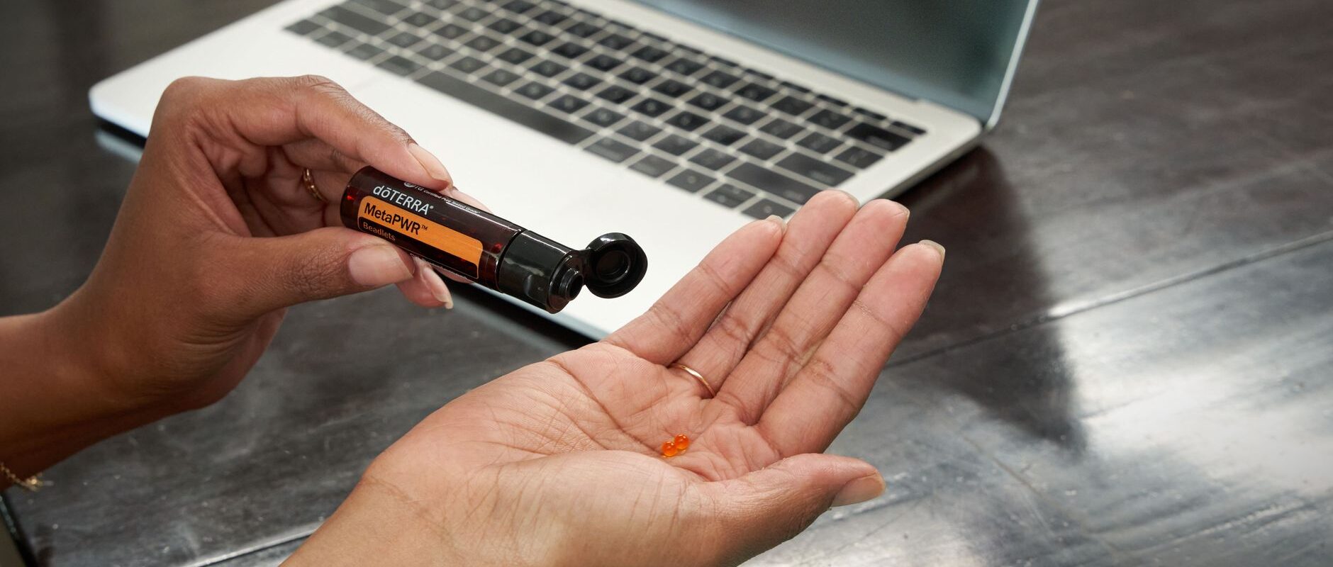 Transform Your Day with Natural Essential Oil Rituals The Science-Backed Wellness Revolution