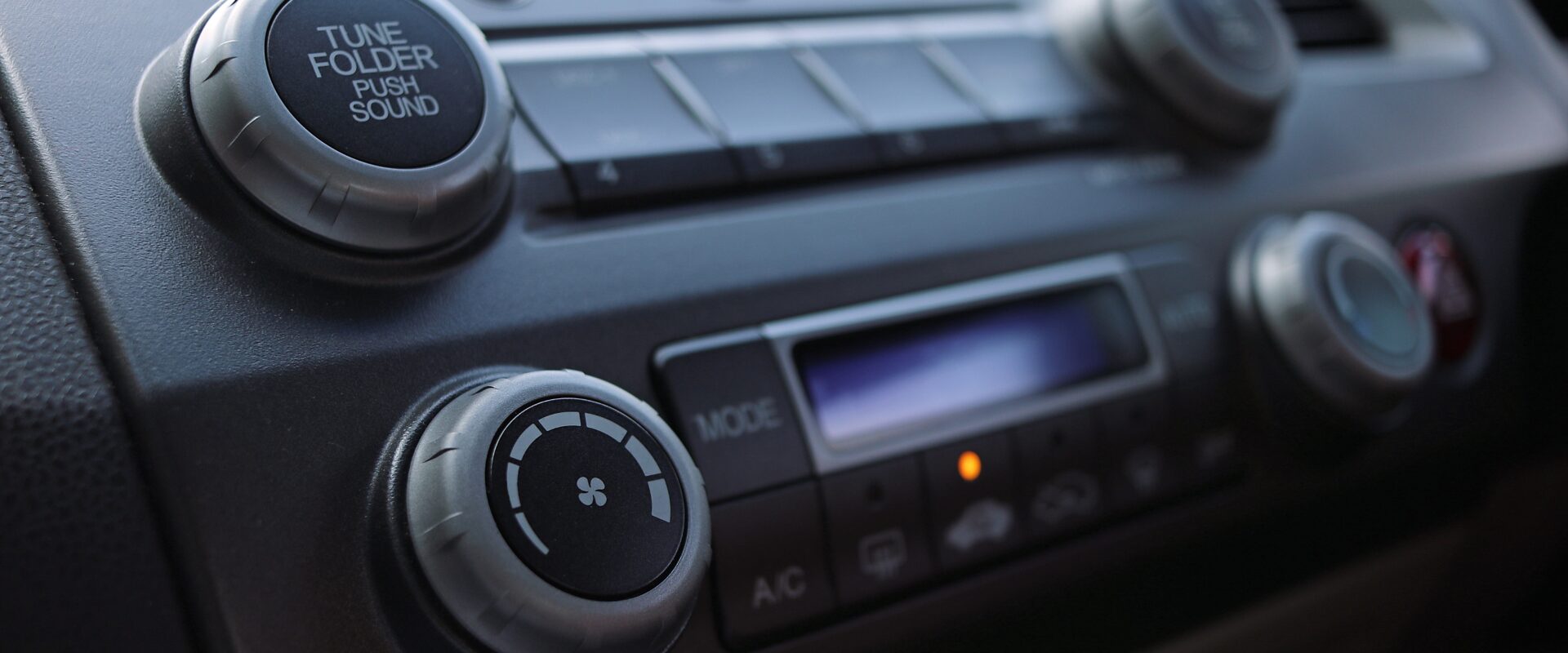Upgrade Your Ride Advanced Car Electronics and In Vehicle Entertainment Systems