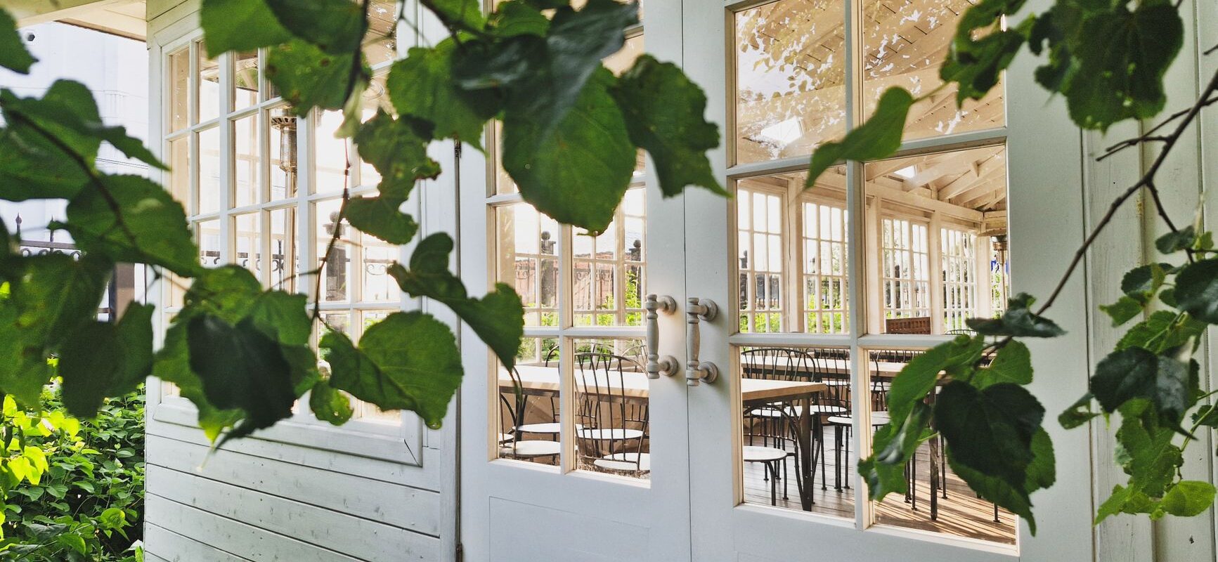 Summerhouse Essentials Creating Your Perfect Outdoor Retreat Space