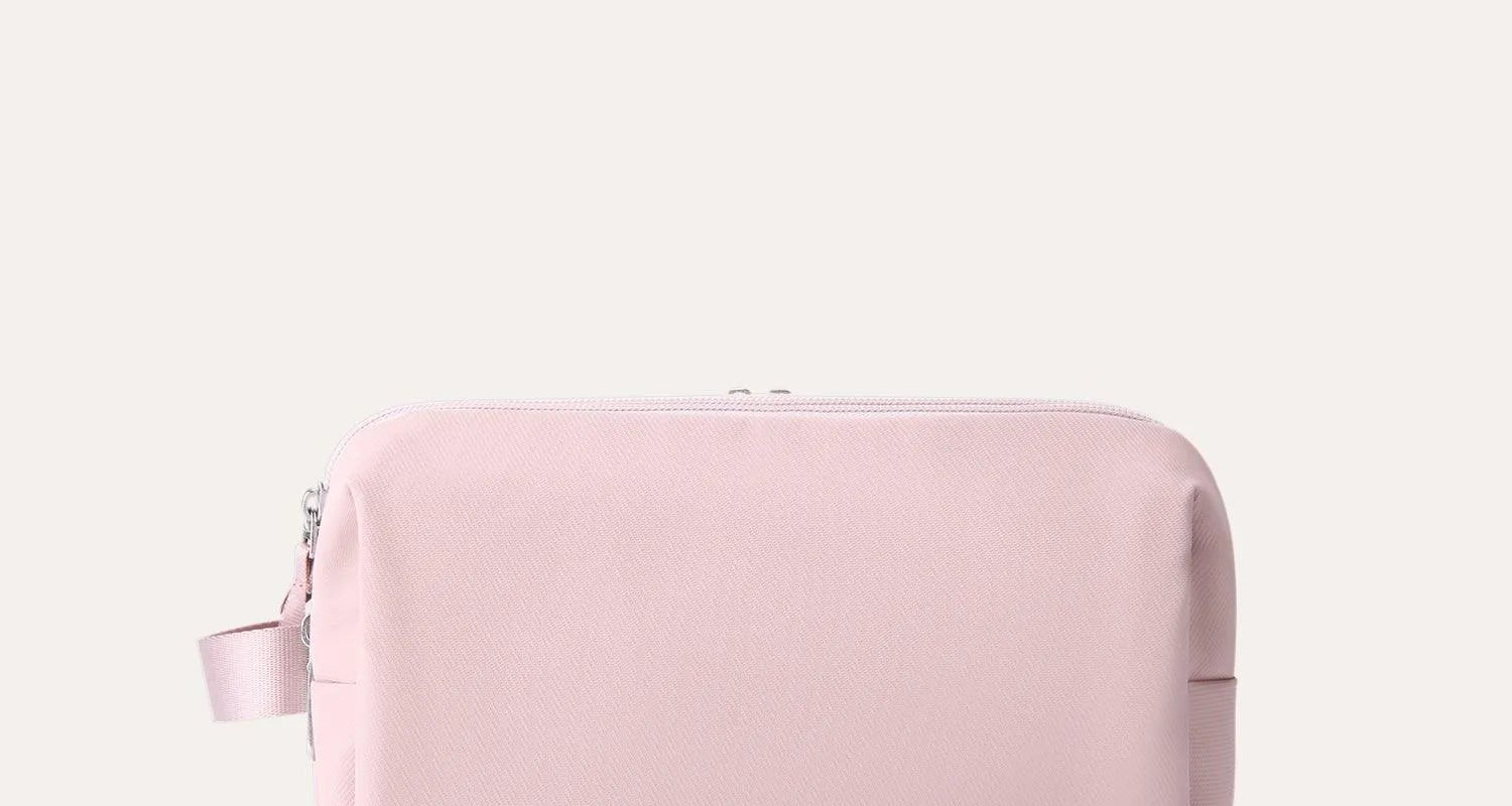 Stay Organized Wherever You Go: Why BAGSMART Toiletry Bags Make Every Trip Easier