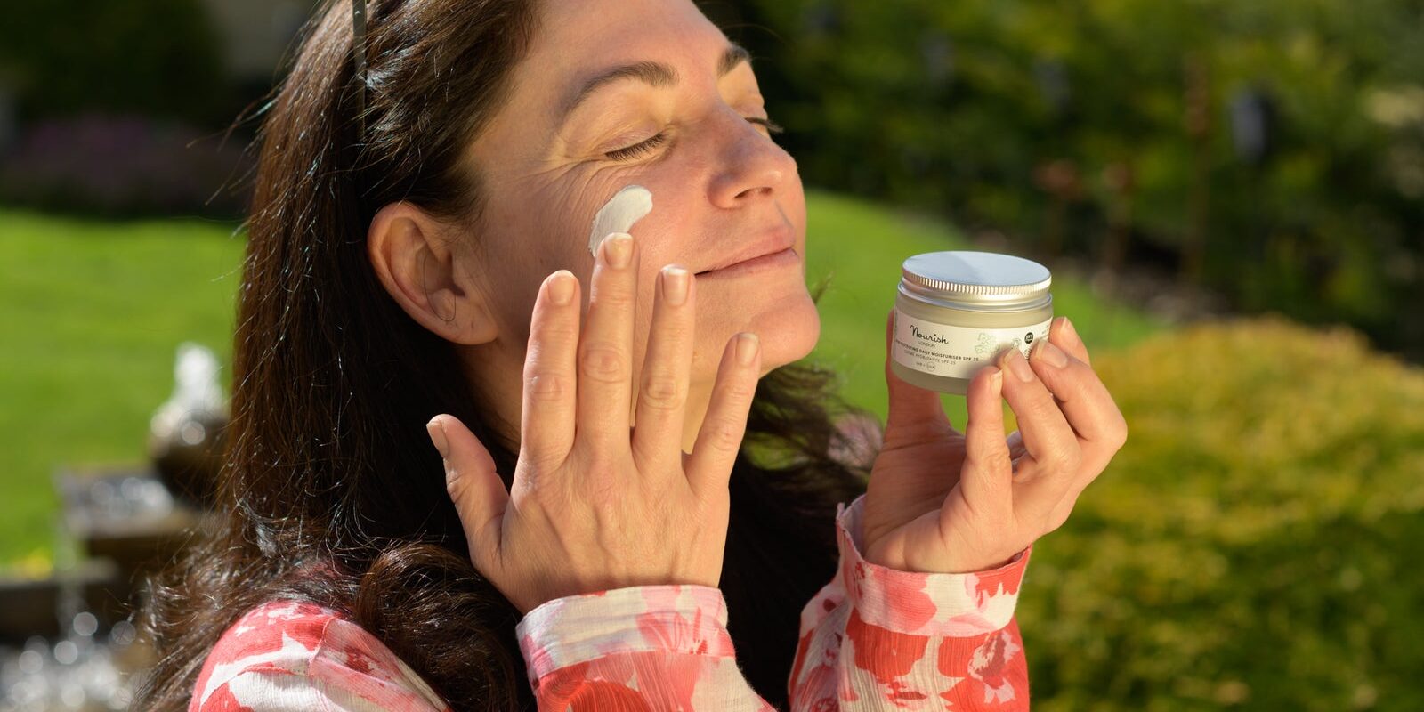 Daily Moisturiser SPF25 Premium Skincare with Sun Protection