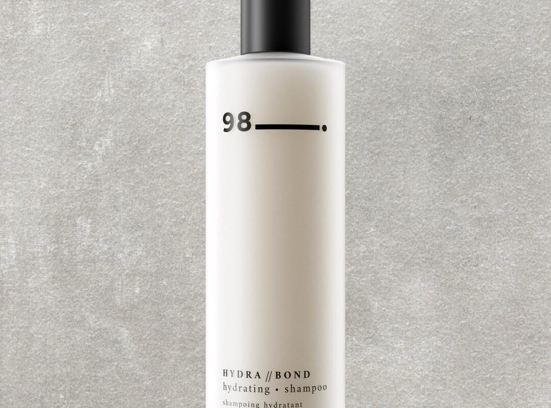 A Minimal Haircare Routine With Shampoo, Conditioner, Masque and Oil