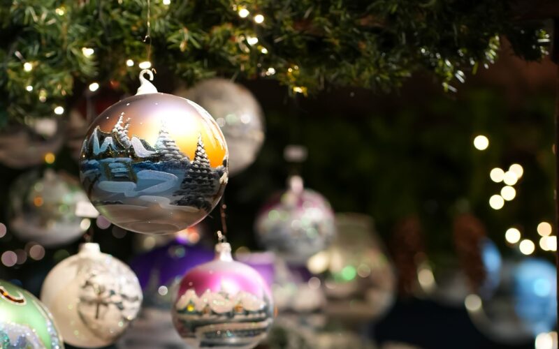 Year-Round Ornament Display Creative Ways to Celebrate Hand-Blown Glass Beyond December