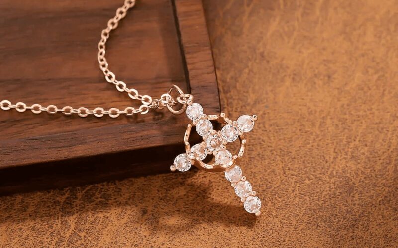Faith You Can Wear: Christian Art Workshop Necklaces That Mean More Than an Accessory