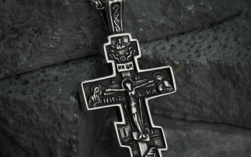 Faith Does Not Have to Stay in the Jewellery Box: Christian Art Workshop Jesus Jewellery