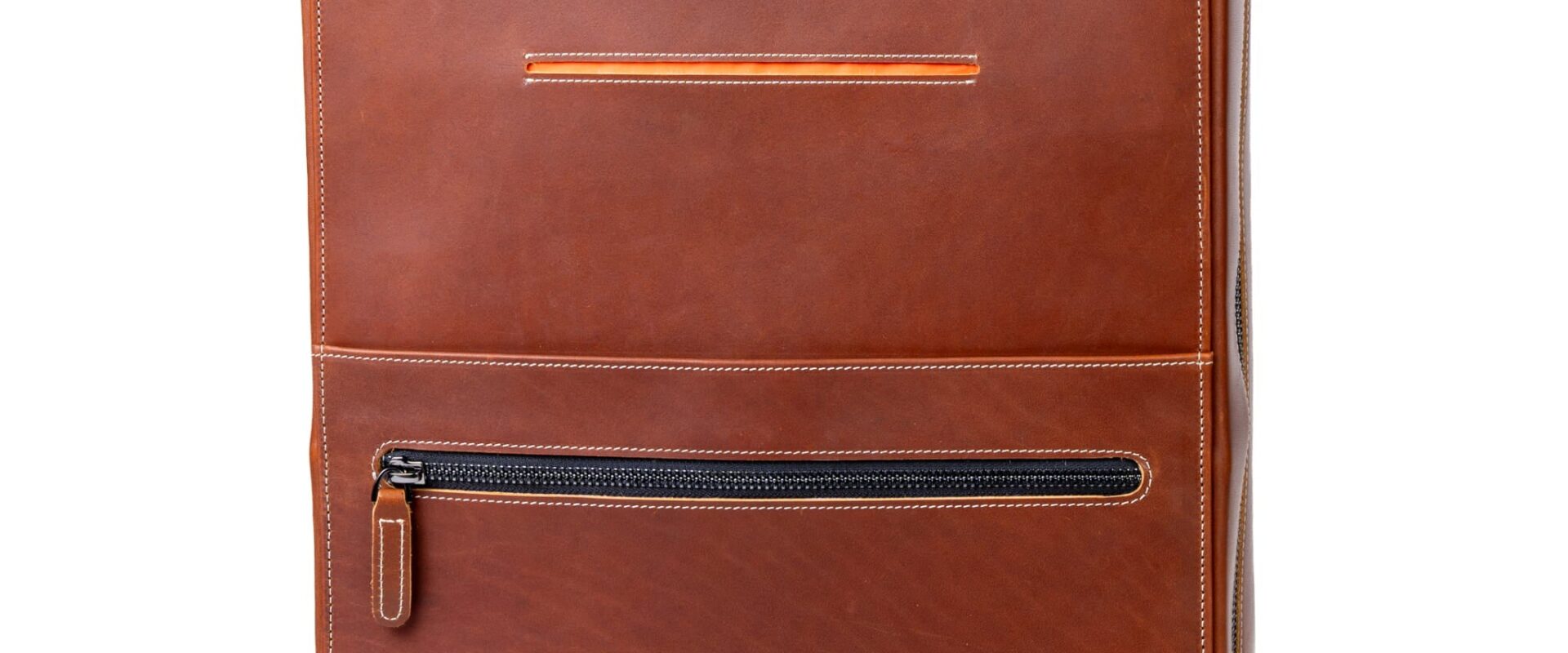 Professional Leather Goods That Signal Competence and Intention