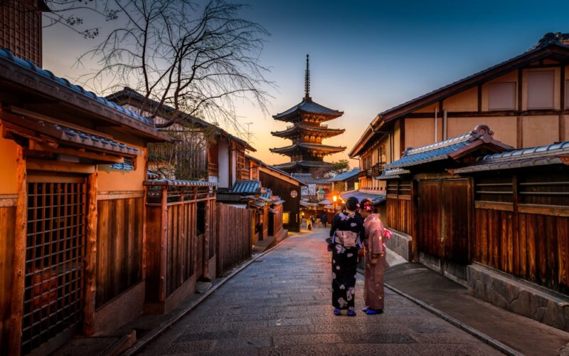 Kyoto by Foot: Navigating Mossy Stone Pathways
