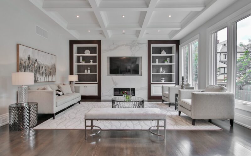 Minimalist Wood Interiors: Designing with Light and Soil